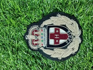 Patchs de broderie faits à la main de conception sur mesure couleurs et tailles personnalisées disponibles nouveau style de tissu sergé adhésif bordure Merrow - Product Image 5