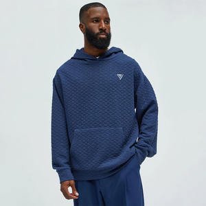 Sweat à capuche avec panneaux de blocs de couleurs Sweat à capuche Streetwear avec design rétro Sweat à capuche avec tissu doux et coupe extensible - Product Image 1