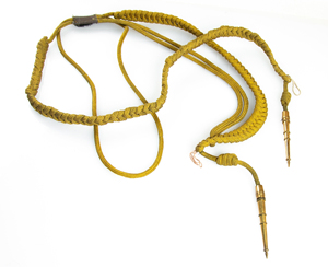 Uniforme de cérémonie en or personnalisé de haute qualité Aiguillette Équipement de défense personnelle avec cordon d'épaule Service OEM - Product Image 4