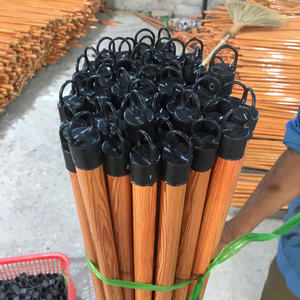 Poignées de balai en bois écologiques vietnamiennes avec tête de balai en PVC 0.109 USD/PCS - Product Image 3