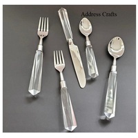 Ensemble de couverts plaqués or à prix abordable avec manche en acrylique, cuillères à dessert, fourchettes, couteaux, pour événements de mariage, décoration de table