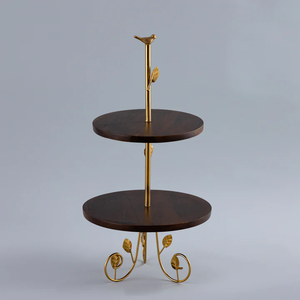 Support à gâteau en bois naturel et en métal de conception personnalisée à 2 niveaux de haute qualité pour ajouter de l'élégance ensemble de plateau de service de mariage rond - Product Image 3