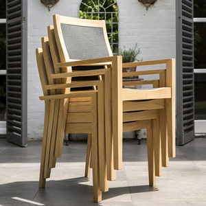 Juego de Comedor Moderno con Sillas y Mesa |   Sillas Apilables de Teca y Mesa Redonda para Patio, Jardín, Restaurante y Muebles de Exterior-Reyne - Product Image 5