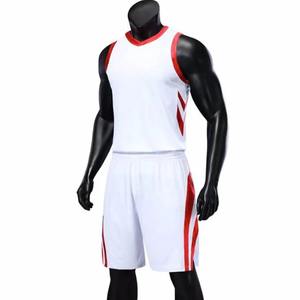 Uniforme de Baloncesto Personalizado para Hombre, Modelo Ar007 Rojo, Ropa Deportiva Personalizable de Calidad, Crafts and Co., Pakistán - Product Image 4
