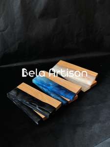 Cuchillo de Cocina Hecho a Mano con Mango de Madera y Resina, Resina Epoxi y Escala de Madera - Product Image 6