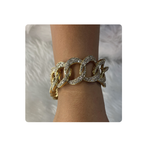 Designer Bracelet Made in 14kt Yellow <b>Solid</b> <b>Gold</b> for Valentines Day Mothers Day or Romantic Gifting from India - Product Image 4