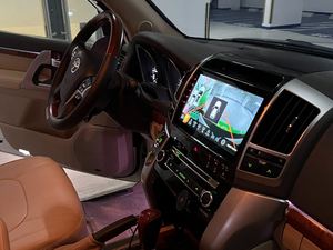 Asientos de Cuero Usados para SUV 4x4 AWD 2020, Interior Oscuro, Transmisión Automática, Techo Solar Panorámico, 5 Asientos - Product Image 4