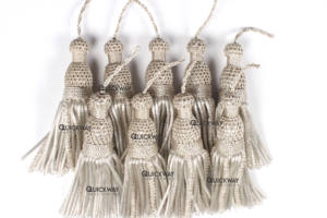 Borla de Hilo de Plata Hecha a Mano para Vestimentas de Iglesia y Decoración Clerical, Borla de Cordón de Seda con Cuentas para Prendas - Product Image 6