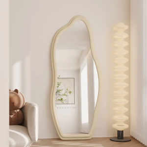 Décoration murale moderne suspendue en forme de vague Décoration de salle de bain en bois Maquillage personnalisé Miroir classique irrégulier - Product Image 5