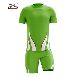 Uniforme de fútbol profesional transpirable personalizado de alta calidad para entrenamiento de hombres hecho en Pakistán - Product Image 2