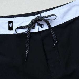 กางเกงขาสั้นสำหรับวิ่งออกกำลังกายสำหรับผู้ชายกางเกงขาสั้นผ้าเทอร์รี่ใส่วิ่งลำลองทำจากโพลีเอสเตอร์ลาย100% - Product Image 2