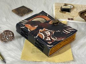 Diario Grimoire, libro de hechizos, diario de cuero de brujería, diario cosido a mano, tamaño de página, cierre de latón C, regalo para Halloween - Product Image 6