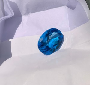 Topaze bleue naturelle de qualité AA+, de forme ovale, certifiée, 38,45 carats, pour la fabrication de bijoux - Product Image 2