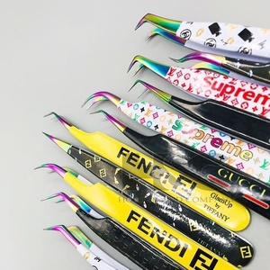 Extensions de cils en acier inoxydable avec logo personnalisé imprimé de marque de distributeur Pince à épiler Applicateur droit d'isolement Poignée confortable - Product Image 1