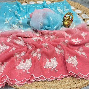 Soie croquante à double teinte de créateur indien avec une belle broderie pour les vêtements de mariage et les vêtements de fête Saree - Product Image 1