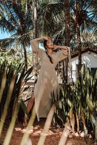 2025 nuevo producto personalizado Beige bohemio Maxi vestido primavera moda para mujeres gran oferta sólido Casual espalda descubierta Floral Playa Mujeres conjunto - Product Image 3