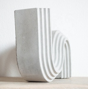 Soporte de vela único Portavelas de aluminio de metal sólido Soporte de vela cónico blanco bonito para decoración de iluminación Accesorios calientes - Product Image 3
