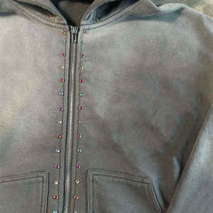 Sudadera con capucha personalizada para hombre con diamantes de imitación lavado ácido invierno peso pesado de alta calidad Sun Faded Streetwear 100% algodón orgánico - Product Image 4