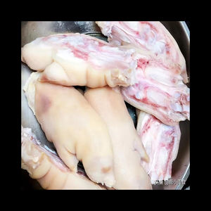 Carne de cerdo congelada fresca de alta calidad, médula ósea que incluye orejas y orejas traseras envasadas a granel, grado a 25kg, origen estadounidense - Product Image 2