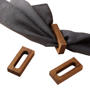 Anneaux de serviette en bois d'olivier de conception unique Porte-serviettes en forme de pomme fabriqués à la main pour des paramètres de table élégants à prix économique - Product Image 2