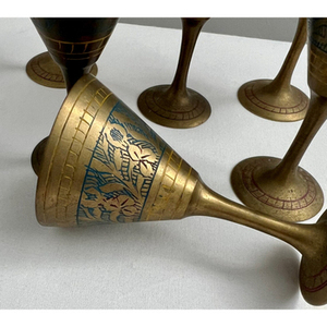 Gobelet à vin en métal sophistiqué couleur argent Design élégant Verres à vin d'inspiration vintage de qualité supérieure Prix abordable - Product Image 6