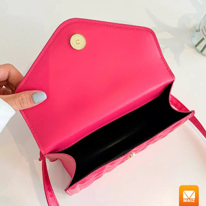 Sac à main bandoulière tendance pour femme avec chaîne - Couleurs assorties - Product Image 4