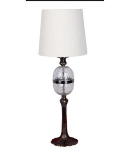Lámpara de noche de escritorio para decoración de Hotel de lujo, lámparas de mesa de Metal con diseño de corte láser de acero inoxidable con pantalla blanca - Product Image 1