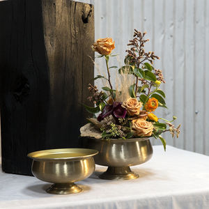 Cuenco Decorativo Clásico Pequeño con Pedestal, Bañado en Oro, Acabado Rústico, de Lujo, para Decoración del Hogar o Balcón - Product Image 2