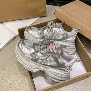 รองเท้าแฟชั่นผู้หญิงแบบสวมพื้นหนาเพิ่มความสูง ไซส์เล็ก กันลื่น สวมใส่สบาย สไตล์ลำลอง/สปอร์ต - Product Image 2