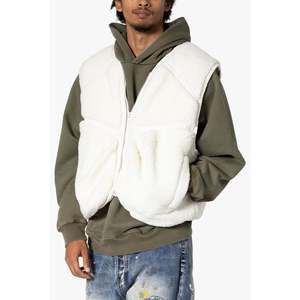 Chaleco Corto de Sherpa Tecnológico - 100% Poliéster, Corte Estándar - Product Image 3