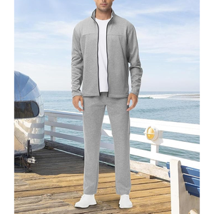 Survêtement d'été en polyester recyclé pour homme: tissu écologique, gestion avancée de l'humidité - Product Image 6