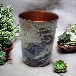 Bouteille d'eau en cuivre imprimé pur de qualité supérieure avec deux gobelets en verre en cuivre pour l'eau potable - Product Image 6