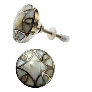 Madreperla y latón plata acabados perillas Y tirador artesanías para cocina dormitorio tocador y uso al aire libre - Product Image 2