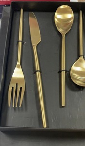 Juego de Cubiertos de Acero Inoxidable Dorado de 5 Piezas, Cubiertos de Metal Duraderos para Restaurantes, Hoteles, Fiestas, Sostenibles y Pulidos a Espejo - Product Image 6