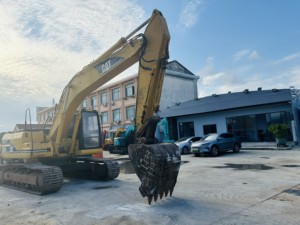 ตีนตะขาบ2007รถขุดไฮดรอลิก20ตันเครื่องยนต์กระปุกเกียร์ใช้สำหรับ320B - Product Image 4