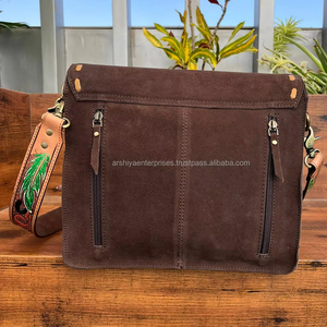 Bolso de mensajero de mujer de gran capacidad de cuero de gamuza con herramientas manuales de alta calidad, bolsos cruzados de moda con flecos - Product Image 5