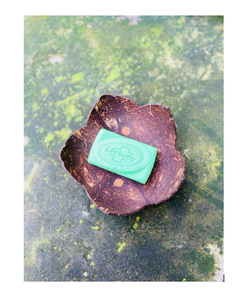 Jabonera de Cáscara de Coco Natural Hecha a Mano, Ecológica, Porta Jabón de Coco, Accesorio de Baño Cero Desperdicio, Regalo Sostenible - Product Image 1