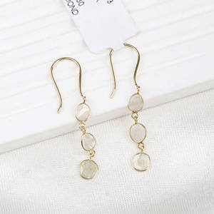 สินค้ามาใหม่อัญมณีเพชรธรรมชาติ18K ต่างหูแบบห้อยทำด้วยมือทำจากทองเหลืองสำหรับผู้หญิงขายส่ง - Product Image 1