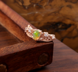 แหวนเงินแท้ 925 ชุบทองคำสีโรสโกลด์ ประดับโอปอลสีขาวและเพชร CZ แบบคลาสสิก สำหรับงานแต่งงานและงานปาร์ตี้ - Product Image 6