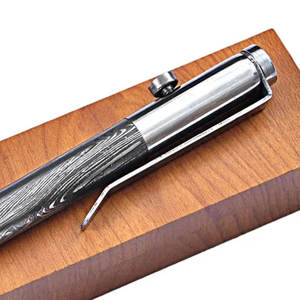 Stylo à bille robuste fait à la main en acier damas 2023 plus récent haute qualité couleur personnalisée utilisation de bureau - Product Image 3