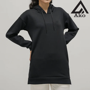 เสื้อฮู้ดโอเวอร์ไซส์ผ้าฟลีซสีดำสำหรับผู้หญิง เสื้อกันหนาวลำลองใส่สบายสำหรับฤดูหนาว สไตล์สตรีทแวร์ สำหรับทุกเพศ โดย Ako - Product Image 1