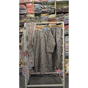 ชุดสูทแฮนด์เมด 3 ชิ้นสำหรับผู้หญิง แรงบันดาลใจจากมาเรีย บี - Product Image 4