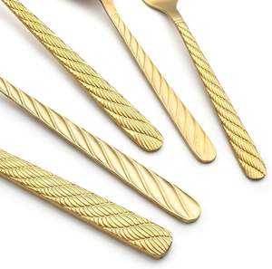 นักออกแบบอาหารเย็นจับ Flatware เคลือบทองชุดช้อนส้อม Flatware สําหรับโรงแรมและร้านอาหาร - Product Image 5