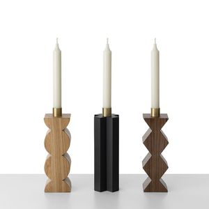 Supports sculpturaux noirs mats avec des détails élégants en relief. Disponible aux prix de gros. - Product Image 5