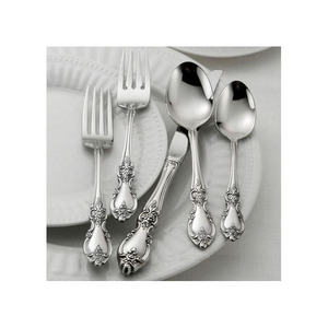 Juego de Cubiertos de Metal Plateado de Diseño Estándar, Juego de Cubiertos de Acero Inoxidable de la Más Alta Calidad para Vajilla - Product Image 4