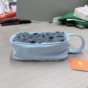 Fashion PVC Cosmetic <b>Bag</b> with Zipper Closure From Vietnam - Product Image 5