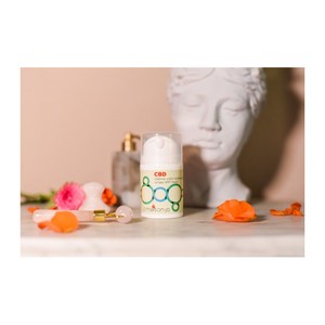 Crema Facial Unisex SPF 15 50ml Hidratante y Normalizante Made in Italy - Product Image 3