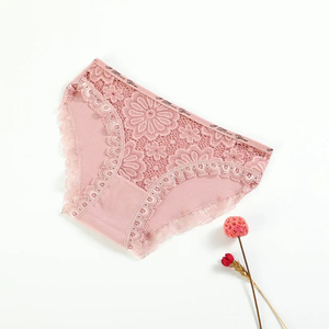 Braguitas de Encaje para Mujer, Ultrafinas, Sin Costuras, de Talle Bajo, Cómodas y Elásticas, Ropa Interior Sexy Transparente con Diseño Floral para Uso Diario - Product Image 3
