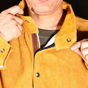 Ajuste cómodo y material ignífugo traje de soldadura de cuero protector para hombres diseñado para trabajo pesado de calor y llama - Product Image 5