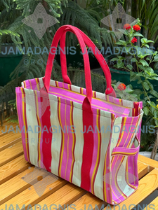 Colección de bolsas de compras a rayas de nailon reciclado de Jamadagnis Group, correa de hombro con mango de Metal Finesse multiutilidad, logotipo personalizado - Product Image 4